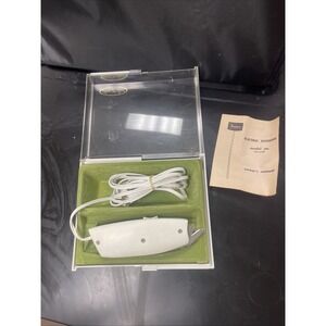 Sears Electric Scissors in box Model 344.2199 Green & White‎ Vintage